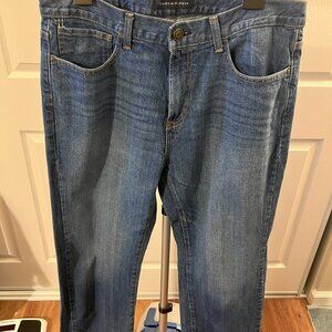 Tommy Hilfiger Men's Straight Fit Stretch Jeans